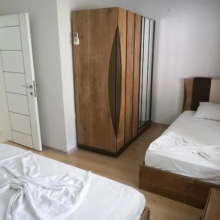 Apart Otel Efeler Vip Apart *